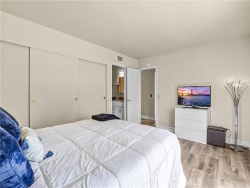 1201 N Mosswood Drive, Anaheim Hills, CA