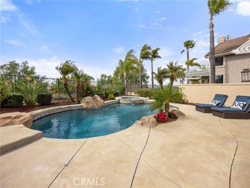 1067 S Matthew Way, Anaheim Hills, CA