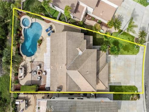 1067 S Matthew Way, Anaheim Hills, CA