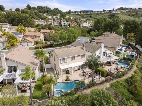 1067 S Matthew Way, Anaheim Hills, CA