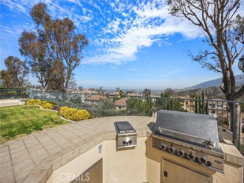1038 S Sunstream Lane, Anaheim Hills, CA