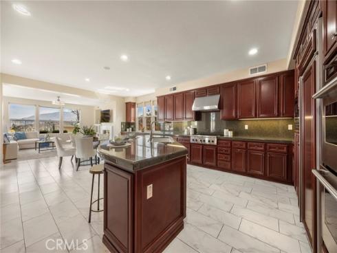 1038 S Sunstream Lane, Anaheim Hills, CA