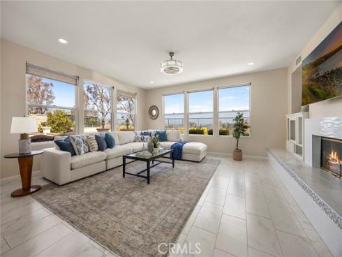 1038 S Sunstream Lane, Anaheim Hills, CA