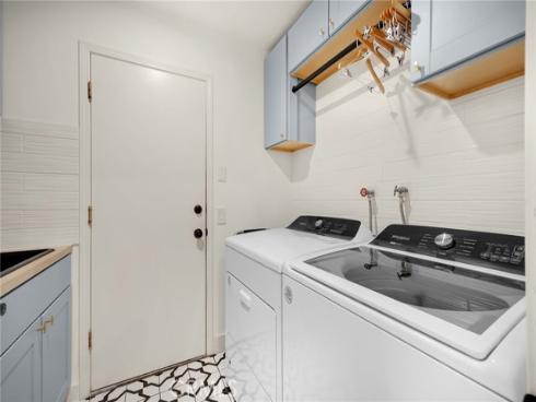 6695 E Canyon Hills Road, Anaheim Hills, CA