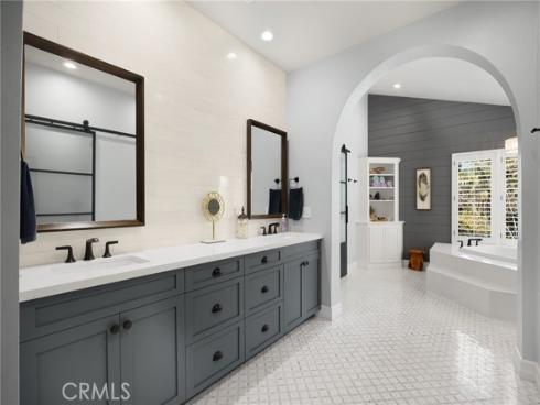 6695 E Canyon Hills Road, Anaheim Hills, CA