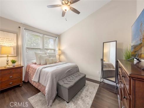 950 S Country Glen Way, Anaheim Hills, CA