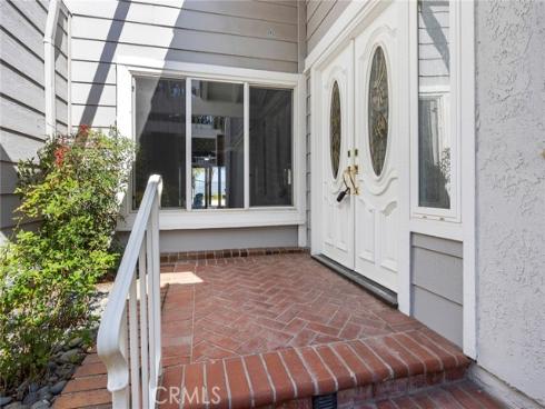 665 S Gentry Lane, Anaheim Hills, CA