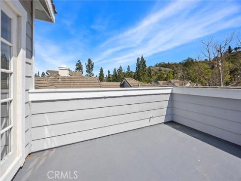 665 S Gentry Lane, Anaheim Hills, CA