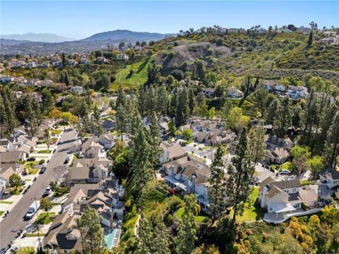 665 S Gentry Lane, Anaheim Hills, CA