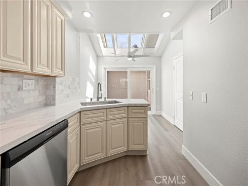 665 S Gentry Lane, Anaheim Hills, CA