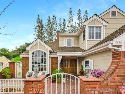 608 S Andover Drive, Anaheim Hills, CA