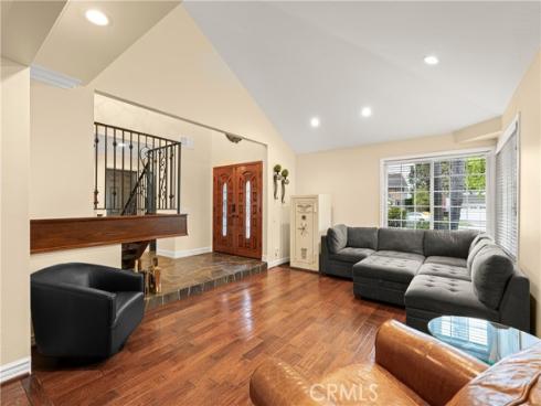 1060 S Pine Canyon Circle , Anaheim Hills, CA