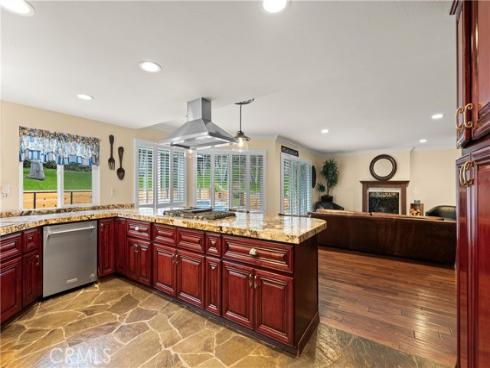 1060 S Pine Canyon Circle , Anaheim Hills, CA