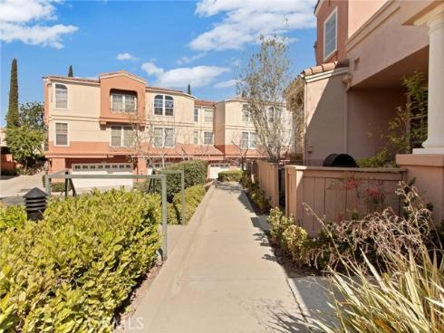 1019 S Stresa Way, Anaheim Hills, CA