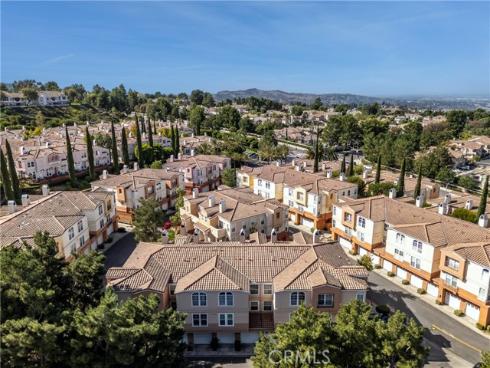 1019 S Stresa Way, Anaheim Hills, CA