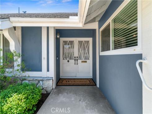 415 S Cedarhaven Way, Anaheim Hills, CA