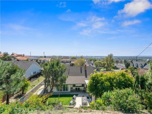 415 S Cedarhaven Way, Anaheim Hills, CA