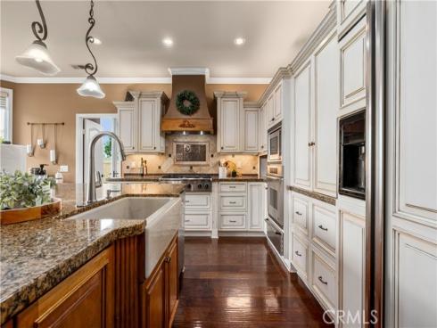 1033 S Creekview Lane, Anaheim Hills, CA