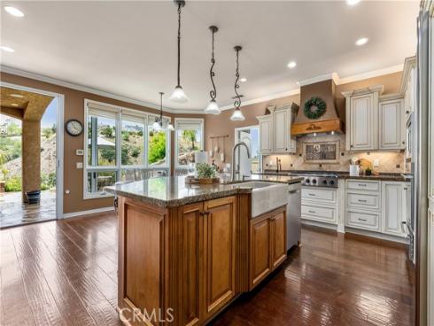 1033 S Creekview Lane, Anaheim Hills, CA