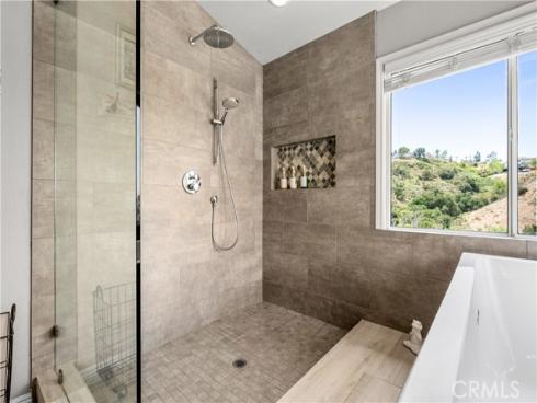 1033 S Creekview Lane, Anaheim Hills, CA