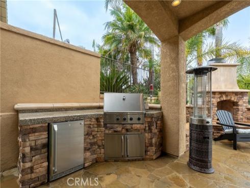 1033 S Creekview Lane, Anaheim Hills, CA