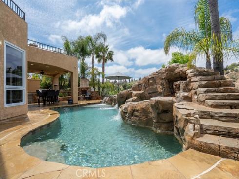 1033 S Creekview Lane, Anaheim Hills, CA