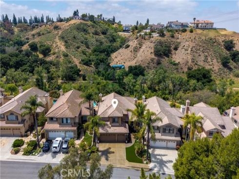 1033 S Creekview Lane, Anaheim Hills, CA