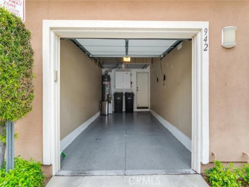 942 S Ogden Court, Anaheim Hills, CA