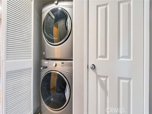 942 S Ogden Court, Anaheim Hills, CA