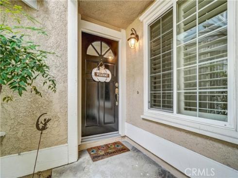 6054 E Morningview  9  Drive, Anaheim Hills, CA