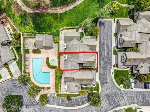6054 E Morningview  9  Drive, Anaheim Hills, CA