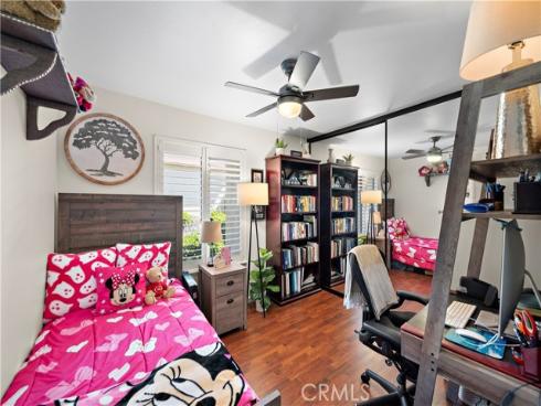 240 S Camino De Naranjas , Anaheim Hills, CA