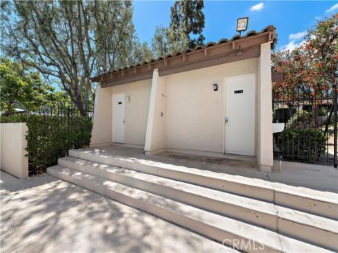 240 S Camino De Naranjas  , Anaheim Hills, CA