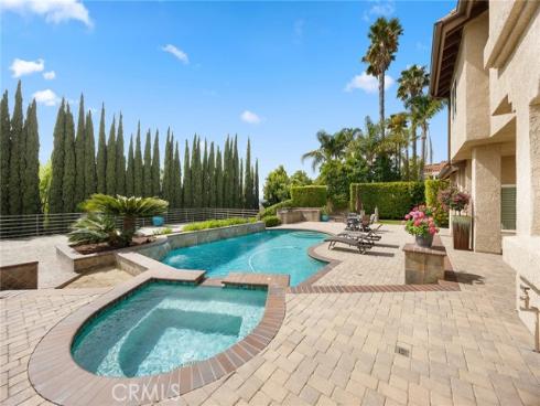 291 S Owens Drive, Anaheim Hills, CA