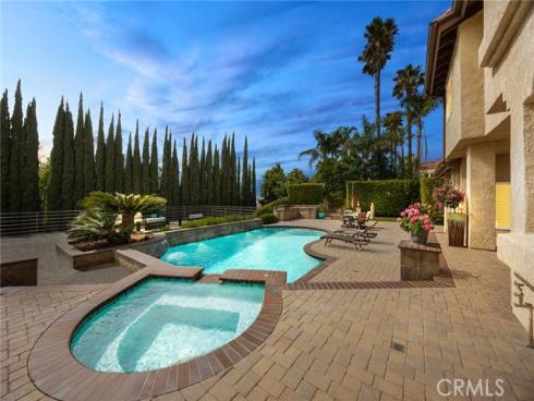 291 S Owens Drive, Anaheim Hills, CA