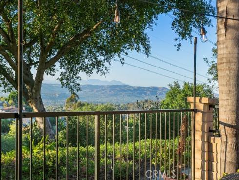 6000 E Ladera Lane, Anaheim Hills, CA