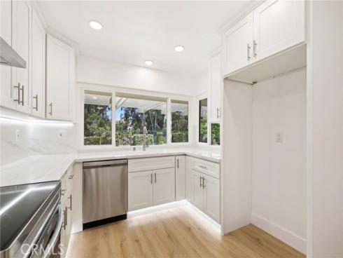 412 S Oakgrove Circle, Anaheim Hills, CA