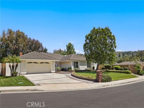 412 S Oakgrove Circle, Anaheim Hills, CA