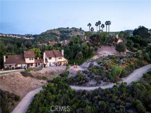 6001 E Montefino Lane, Anaheim Hills, CA