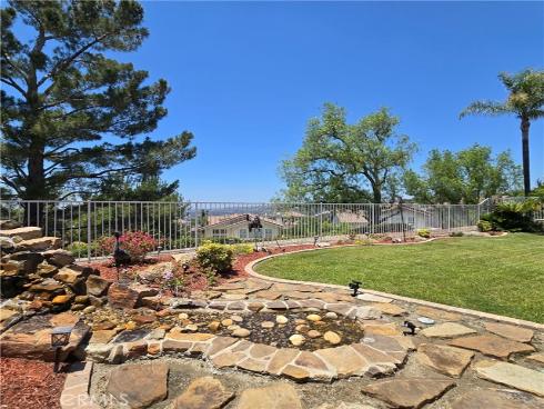 530 S Laureltree Drive, Anaheim Hills, CA
