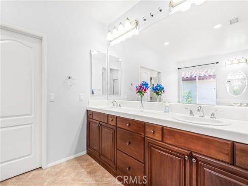 8180 E Brookdale Lane, Anaheim Hills, CA