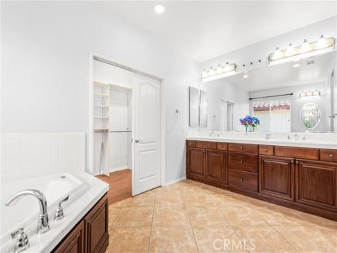 8180 E Brookdale Lane, Anaheim Hills, CA