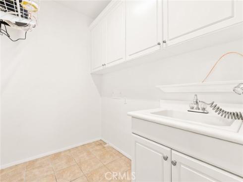 8180 E Brookdale Lane, Anaheim Hills, CA