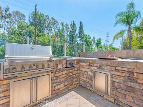 8180 E Brookdale Lane, Anaheim Hills, CA
