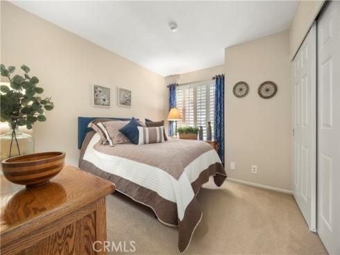 1084 S Burlwood Drive, Anaheim Hills, CA