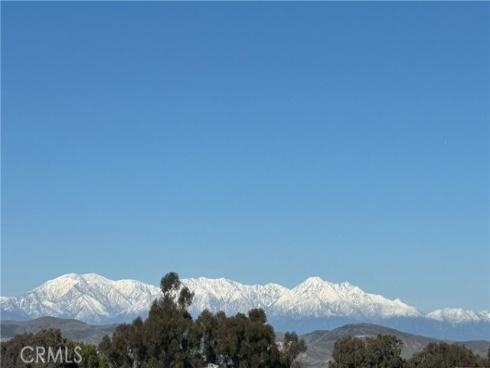 1084 S Burlwood Drive, Anaheim Hills, CA