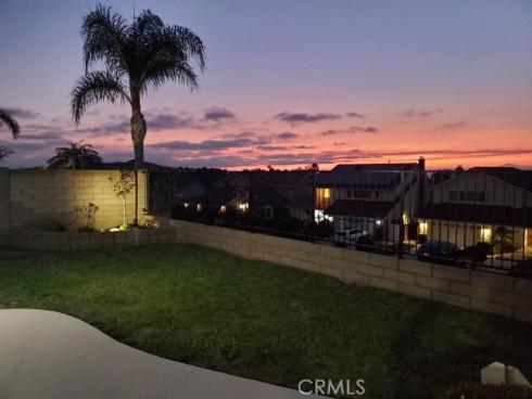 1084 S Burlwood Drive, Anaheim Hills, CA