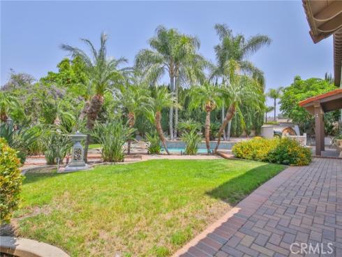 7680 E Eucalyptus Way, Anaheim Hills, CA