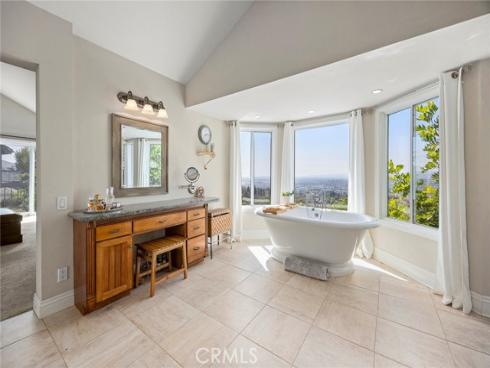 720 S Bunting Court, Anaheim Hills, CA