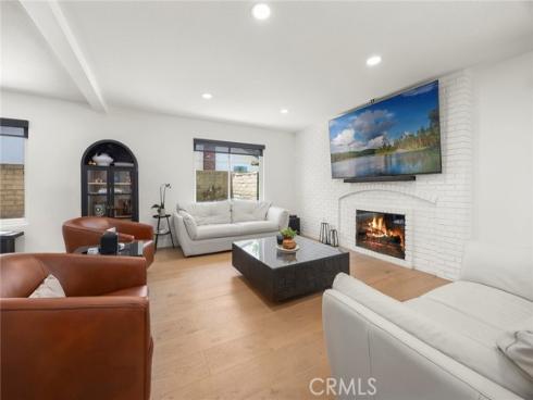 1041 S Falling Leaf Circle, Anaheim Hills, CA